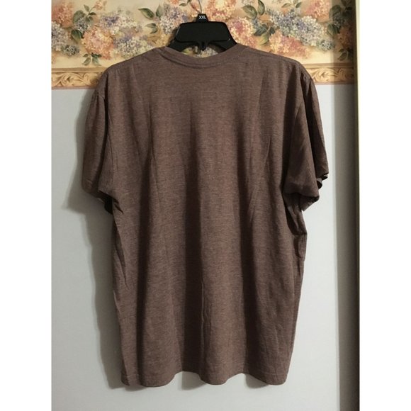 Rogue State Large Brown Music Guitar Awards Records Graphic T-Shirt Top - Picture 4 of 4